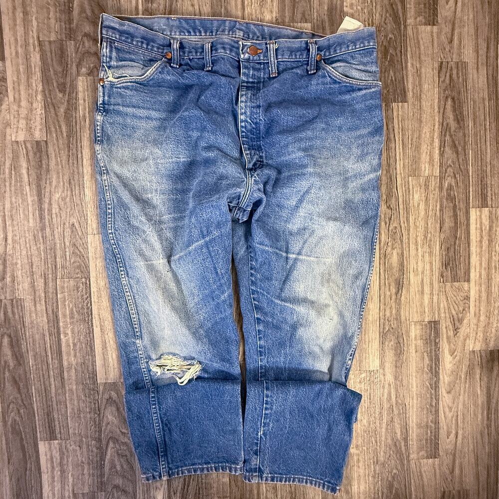 Wrangler Blue Jeans Mens Denim Straight Leg Distressed Fade Workwear